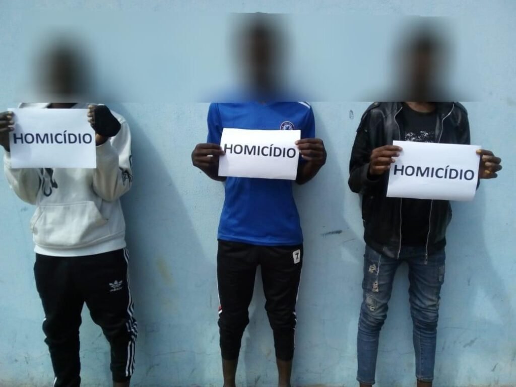 Terapauta espancando até a morte no Andulo