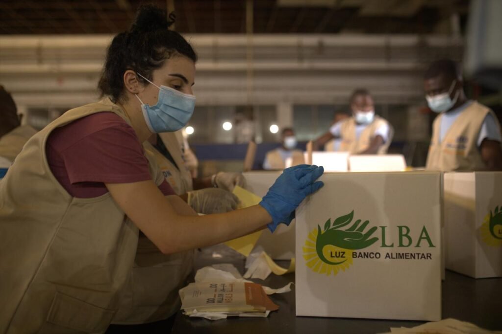 Dez mil cestas básicas são distribuídas em dois meses