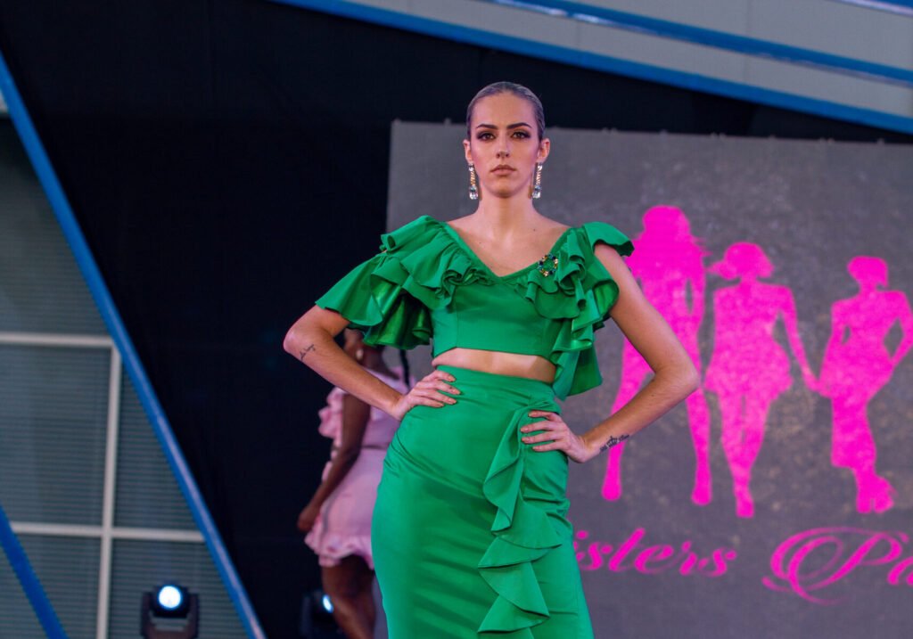 Ana Paiva apresentou a colecção “Dois em um” no Moda Luanda 2020