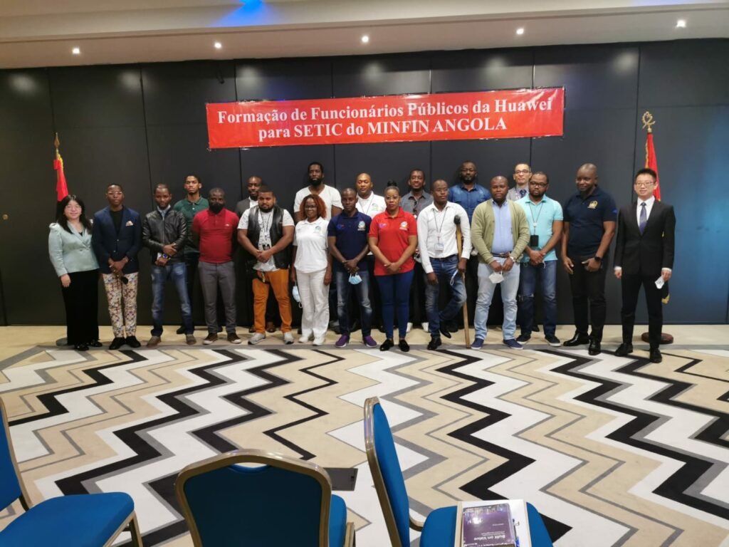 Huawei capacita técnicos das TICs do Ministário das Finanças