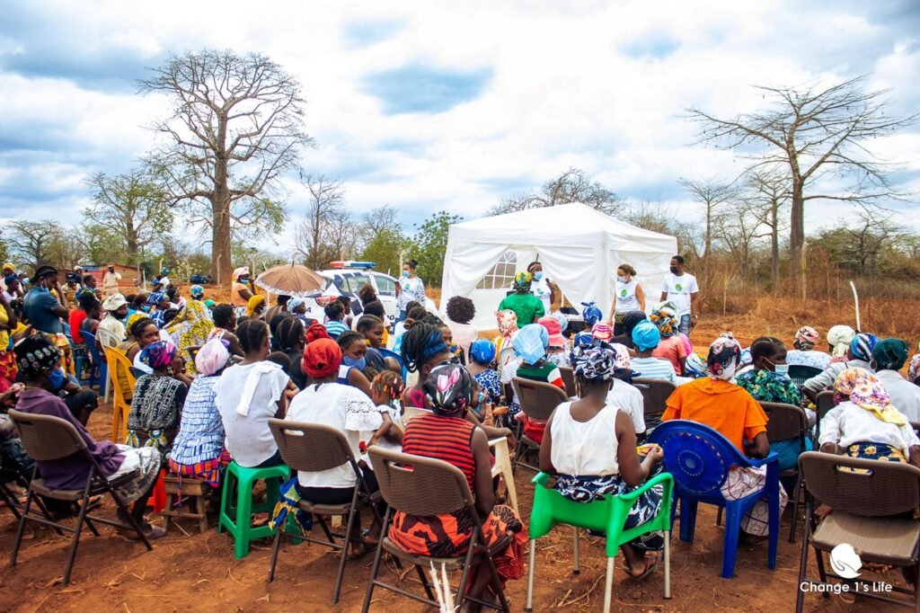Change 1’s Life realizada Feira de Saúde e beneficia cerca de 400 moradores da aldeia Santa Mboleia, no Bengo