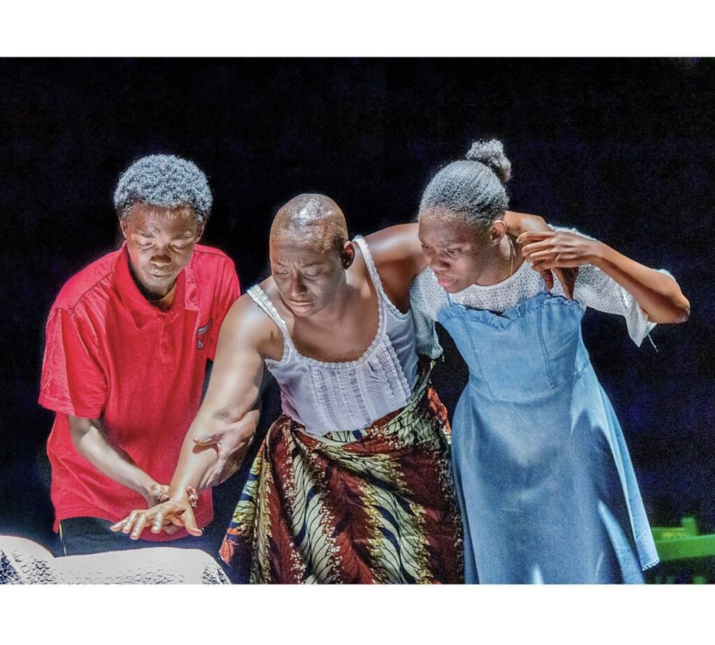 Actores de “Último Suspiro” de malas feitas para fora de Angola