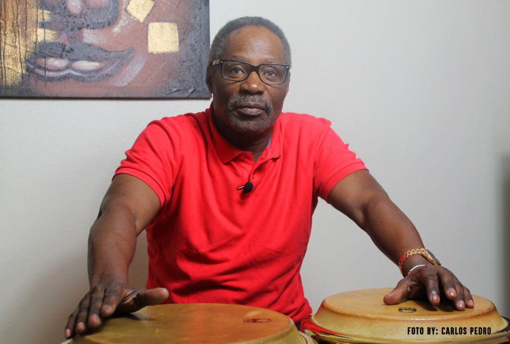 Morreu aos 65 anos de idade, o instrumentista e compositor angolano Galiano Neto