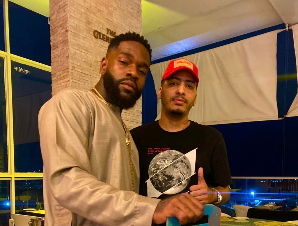 Estrela da música francesa Tayc compra peça da marca angolana Vieg Yuro por 450 Dólares