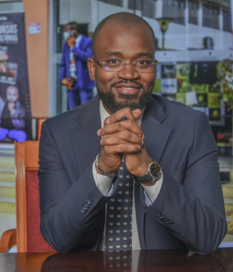 Geraldo Dala apresenta “Angola Desafios e Oportunidades de um país em transformação” em obra literária