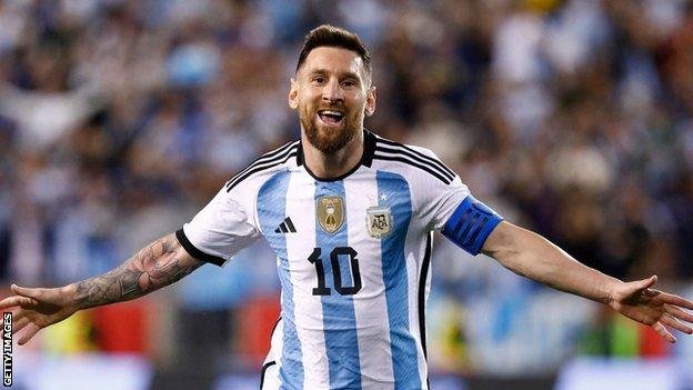 Messi atinge marca dos 90 golos pela selecção Argentina