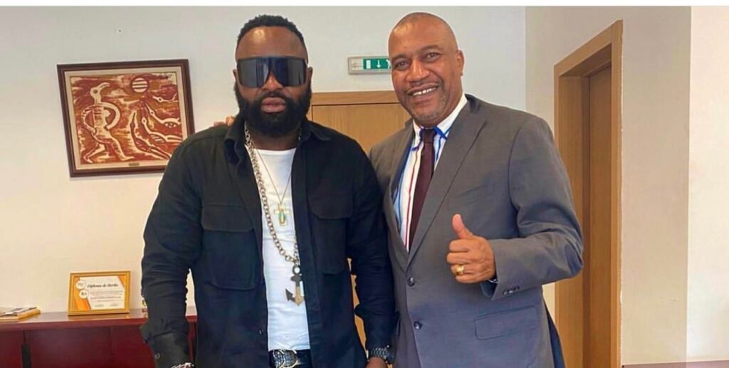 Mestre Dangui recebido pelo Director Nacional da Cultura