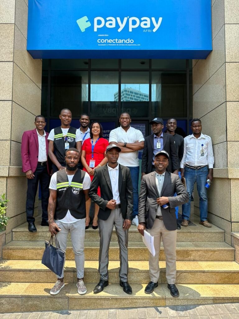PayPay firma parceria com ALCA e UMANGOLA para promover a inclusão