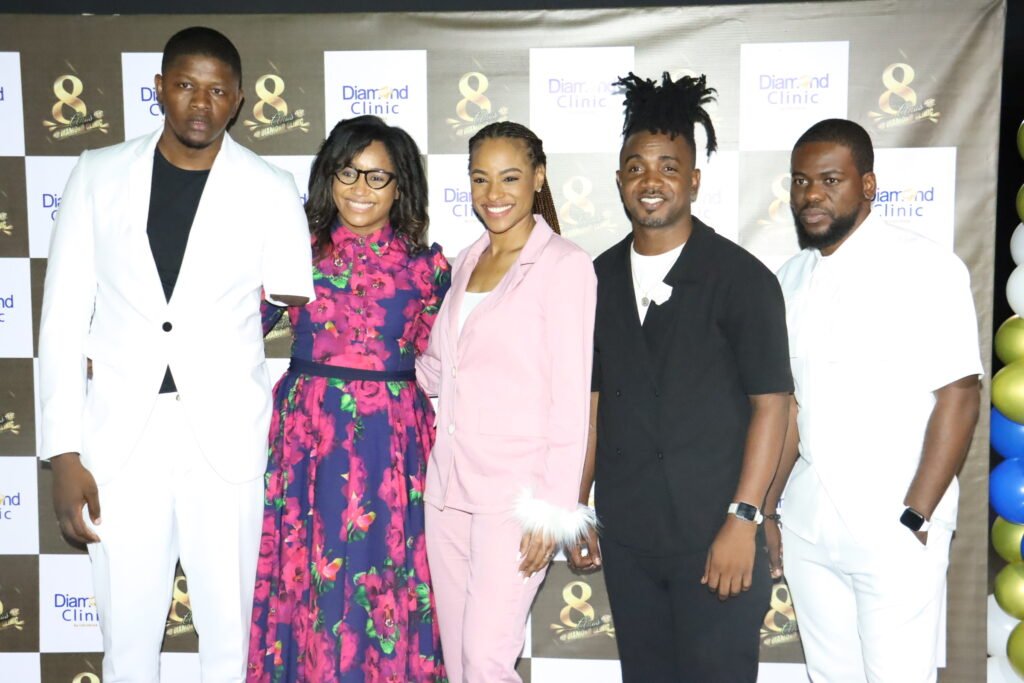 Diamond Clinic celebra 8º aniversário com pacientes e colaboradores