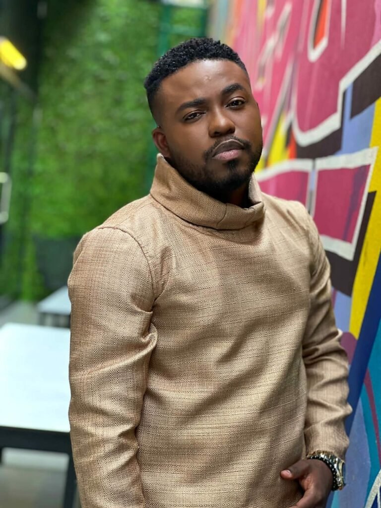 Imperador mostra-se disponível para ajudar realizadores e produtores que queiram apresentar filmes com qualidade e dignidade