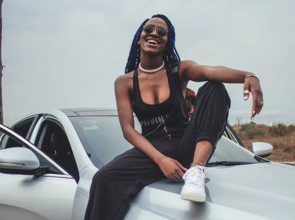 Artistas angolanos dão nota positiva à Chelsea Dinorath após apresentação do 1.º álbum discográfico: “Sucesso garantido”