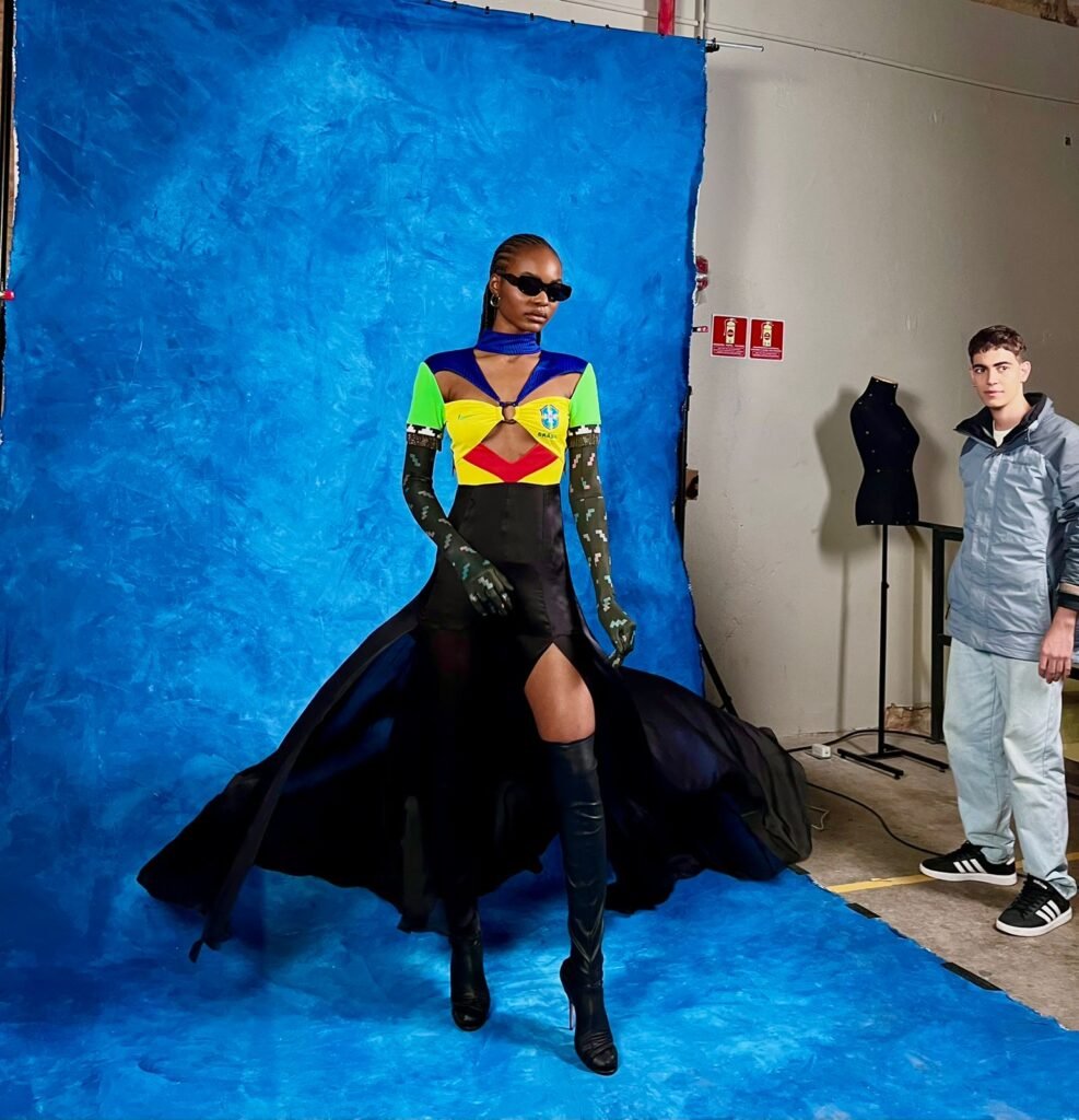 Modelo angolana Paula Ngaça é musa da campanha que simboliza parceria entre Nike, Ambush e Cartel011