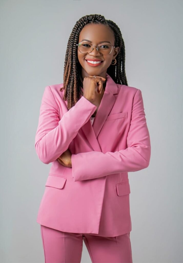 Especialista em Saúde Mental Alerta que Más Condições de Trabalho Estão Entre as Causas do Suicídio em Angola