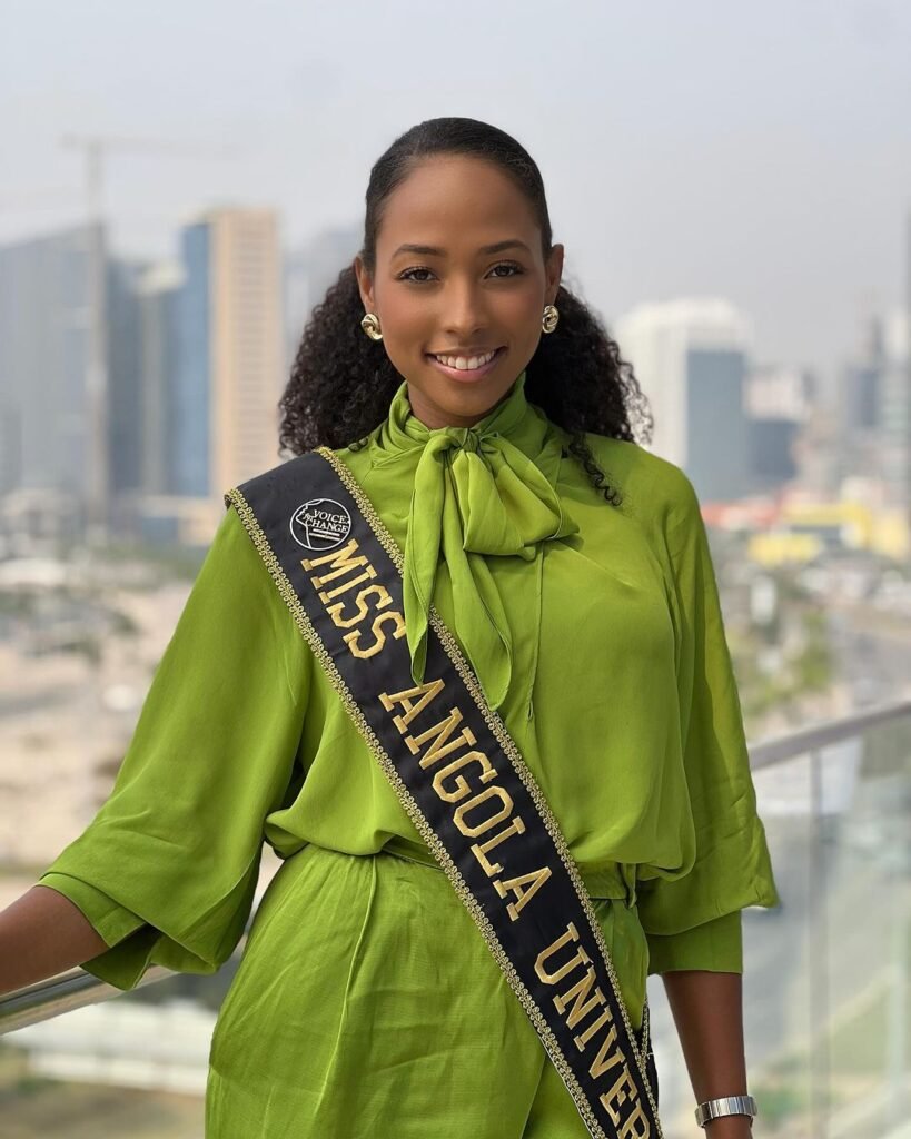 Miss Ana Coimbra fala sobre relação com a mãe e alega: “Sinto saudades”