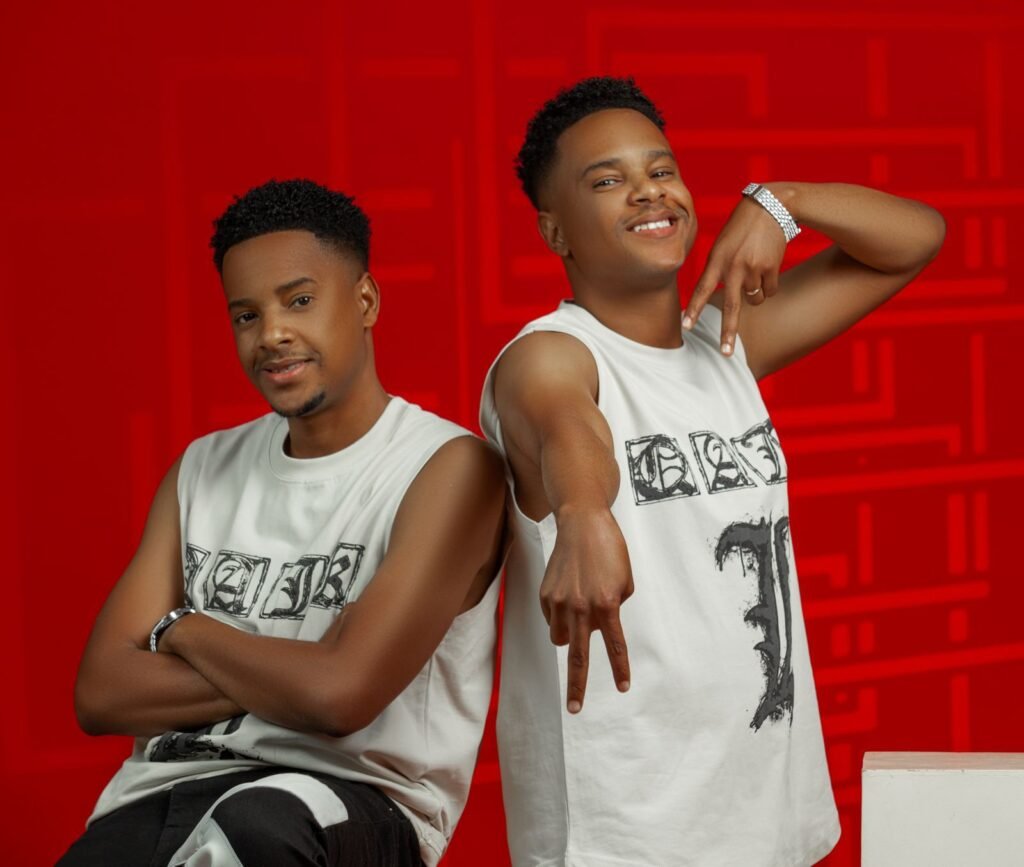 Independentes, The Twins regressa aos lançamentos numa roupagem de Guetho Zouk