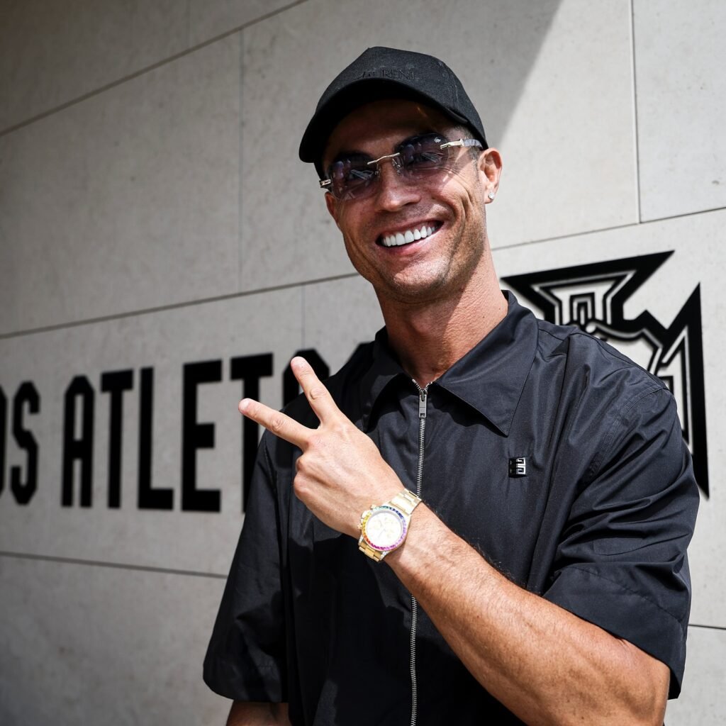 Cristiano Ronaldo une-se ao rei do YouTube, MrBeast, para um episódio no seu canal