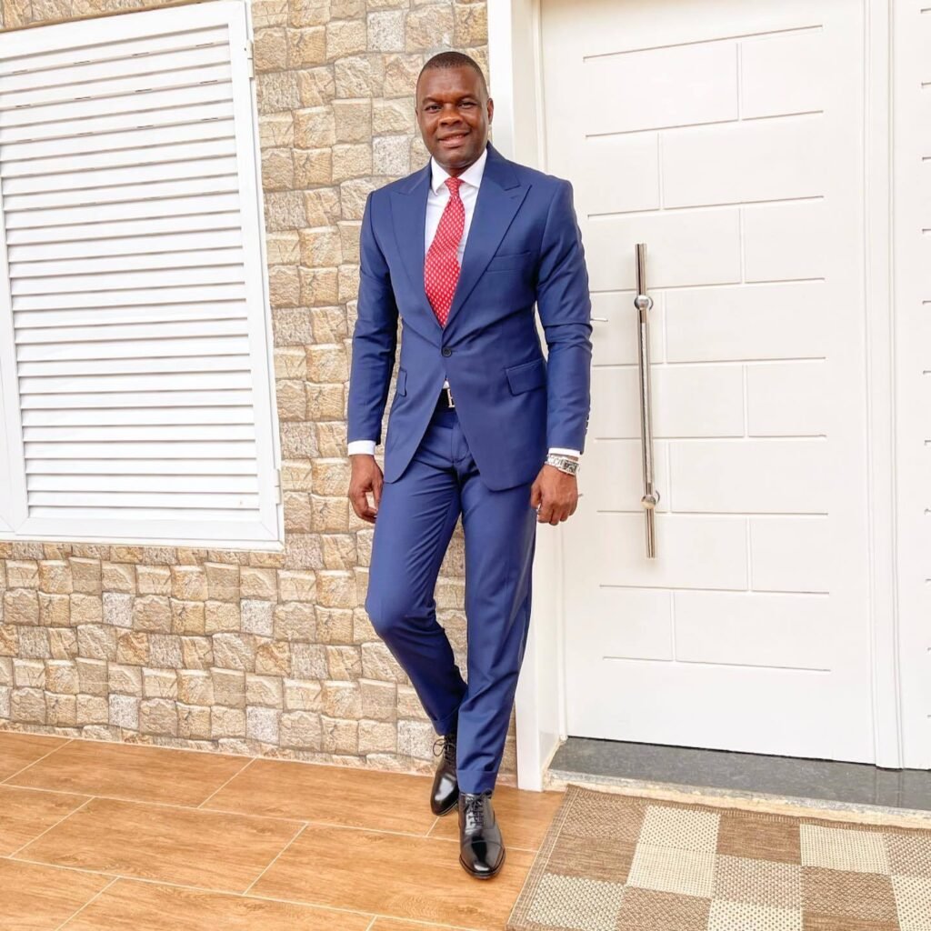 “O que conquistas com o sofrimento alheio terá um preço” – o poderoso conselho que Costa Vilola recebeu da mãe