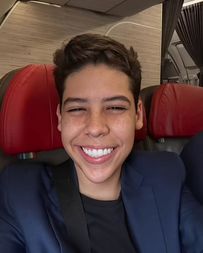 King of the Power: O Profeta brasileiro de 14 anos que divide opiniões nas redes sociais