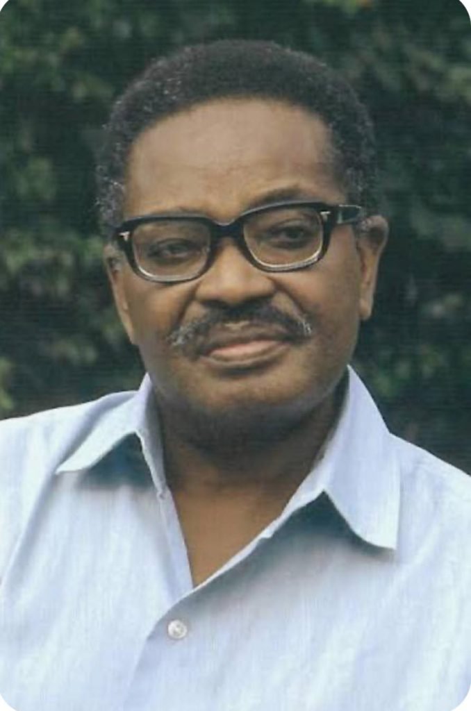 Presidente João Lourenço distingue António Agostinho Neto com a Medalha Comemorativa dos 50 anos da Independência Nacional