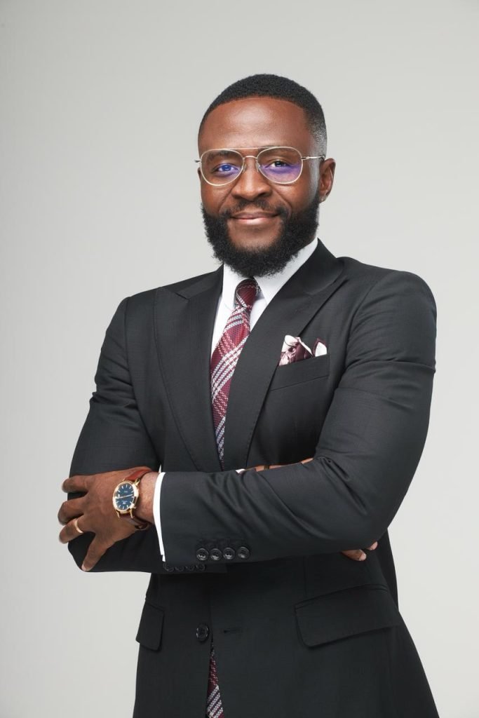 Lançamento do livro “IVA na Indústria de Petróleo e Gás em Angola” acontece dia 24, na ENAPP