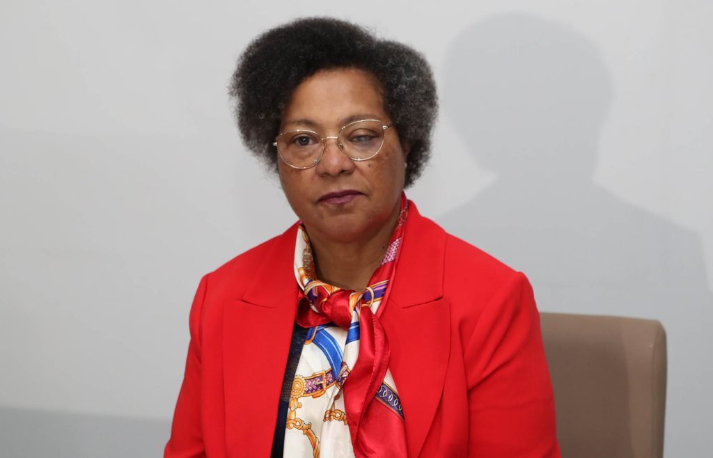 “Hoje falamos de alimentação escolar, temos de esquecer a merenda”, afirma ministra Luísa Grilo