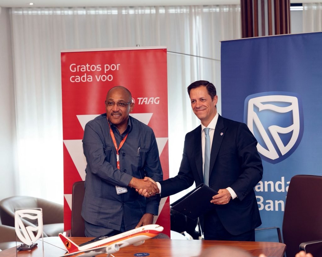 TAAG e Standard Bank Angola lançam pagamento de bilhetes de passagem em prestações